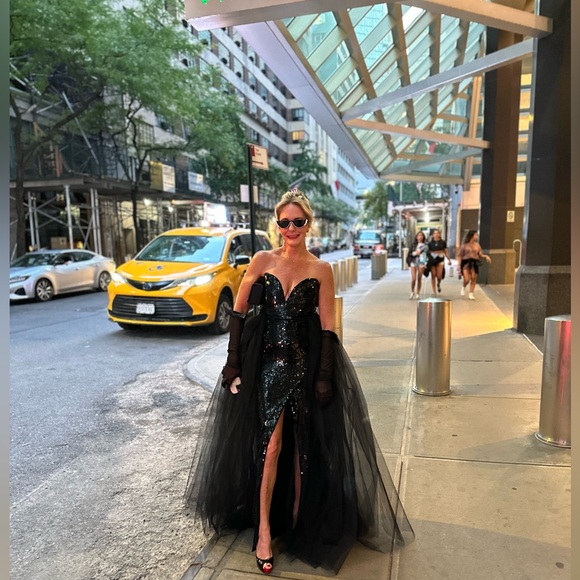 Meet your Posher, Marissa - Picture 1 of 1